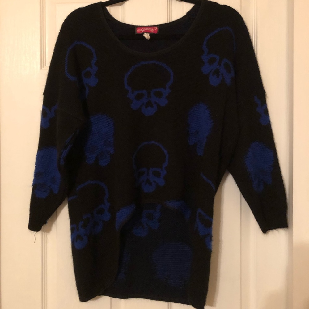BLACK SKELETON SWEATER